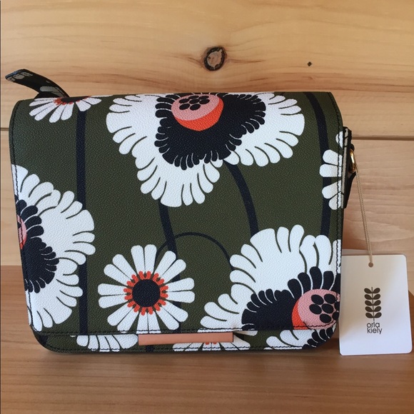 Orla Kiely Handbags - RARE ORLA KIELY olive green bag